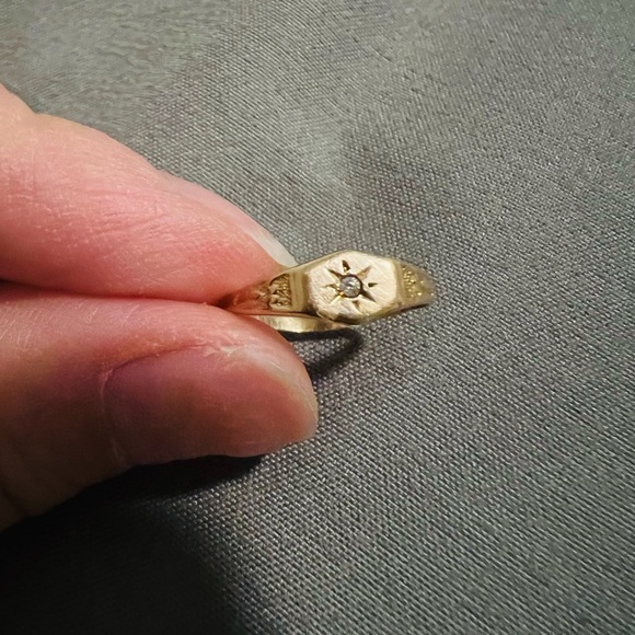 Vintage 10K Gold Diamond Star Midi Ring / Pinky Ring Size 1.5